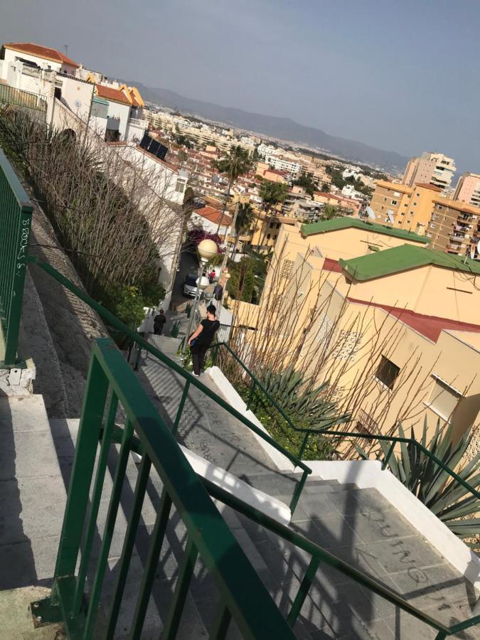 Appartement Apartamento Estudio Loft En El Centro Para 3 O 4 Personas Cama Doble Y Sofa Cama Check In A Partir De Las 15 Y 30 Min Pm Y Check Out Hasta Las 11 Y 30 Pm Con Wifi Normalmente No Se Puede Adelantar El Check In Torremolinos