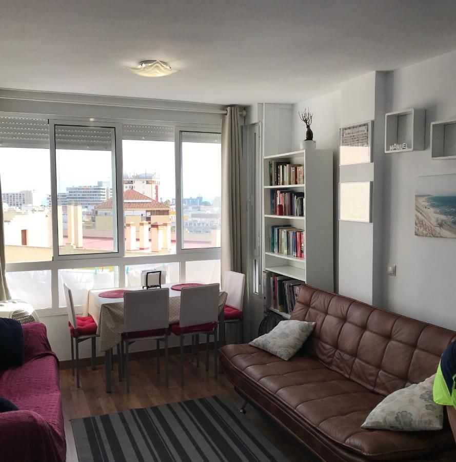 Apartamento Estudio Loft En El Centro Para 3 O 4 Personas Cama Doble Y Sofa Cama Check In A Partir De Las 15 Y 30 Min Pm Y Check Out Hasta Las 11 Y 30 Pm Con Wifi Normalmente No Se Puede Adelantar El Check In Torremolinos