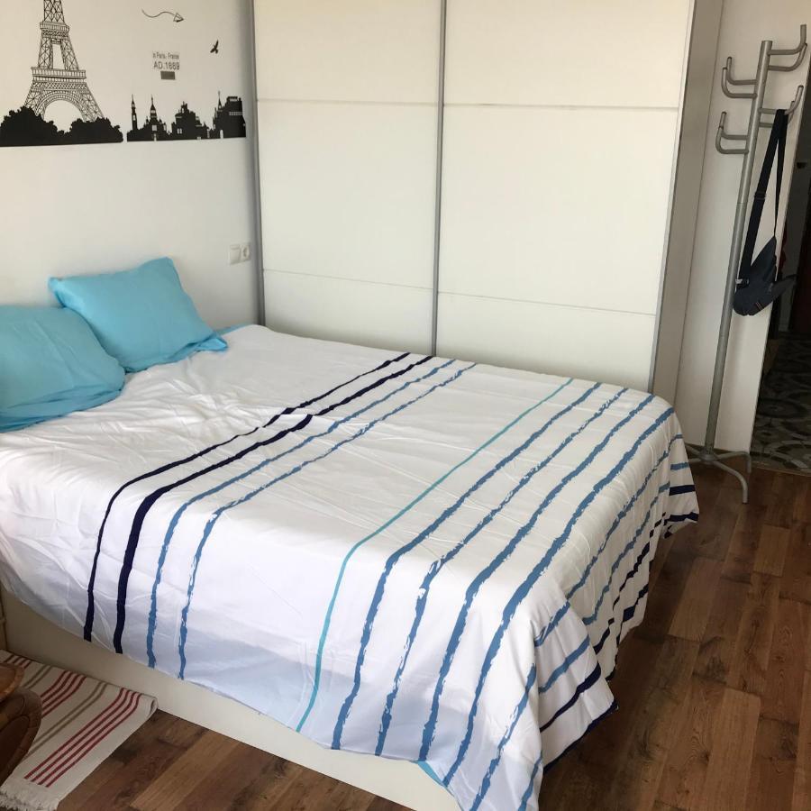 Apartamento Estudio Loft En El Centro Para 3 O 4 Personas Cama Doble Y Sofa Cama Check In A Partir De Las 15 Y 30 Min Pm Y Check Out Hasta Las 11 Y 30 Pm Con Wifi Normalmente No Se Puede Adelantar El Check In Appartement *