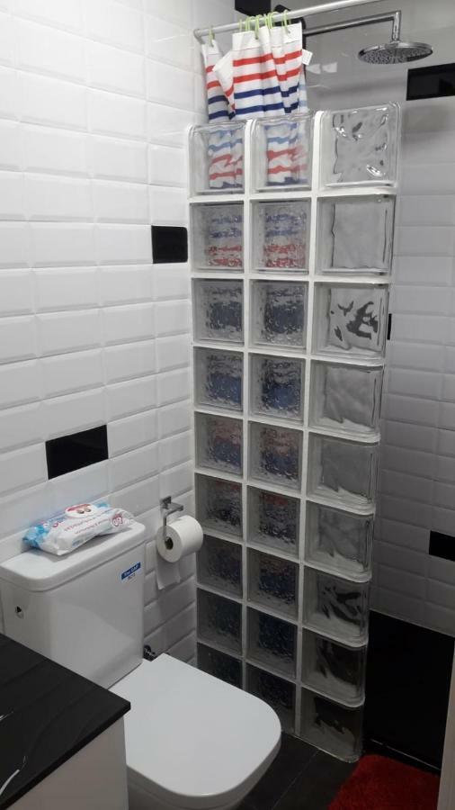 Apartamento Estudio Loft En El Centro Para 3 O 4 Personas Cama Doble Y Sofa Cama Check In A Partir De Las 15 Y 30 Min Pm Y Check Out Hasta Las 11 Y 30 Pm Con Wifi Normalmente No Se Puede Adelantar El Check In Appartement *